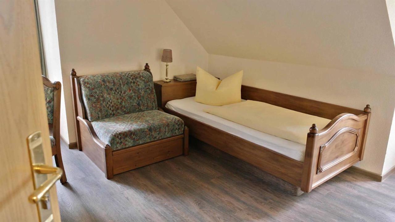 Hotel Und Restaurant Rittergut Kreipitzsch Naumburg  Ngoại thất bức ảnh