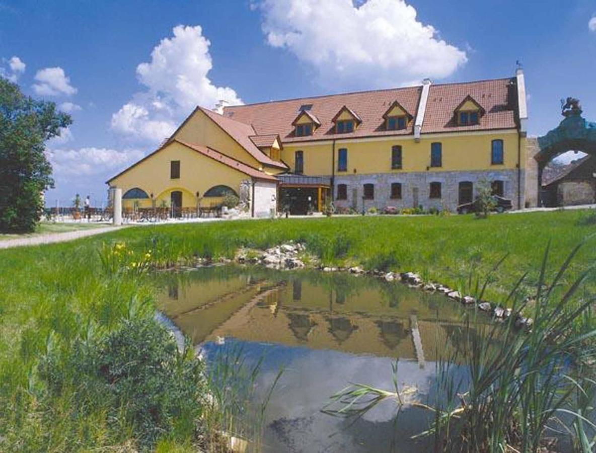 Hotel Und Restaurant Rittergut Kreipitzsch Naumburg  Ngoại thất bức ảnh