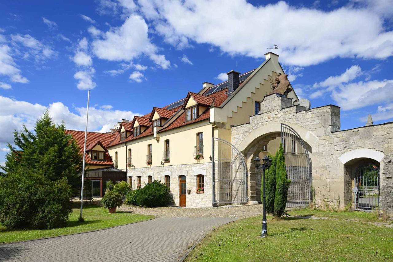 Hotel Und Restaurant Rittergut Kreipitzsch Naumburg  Ngoại thất bức ảnh